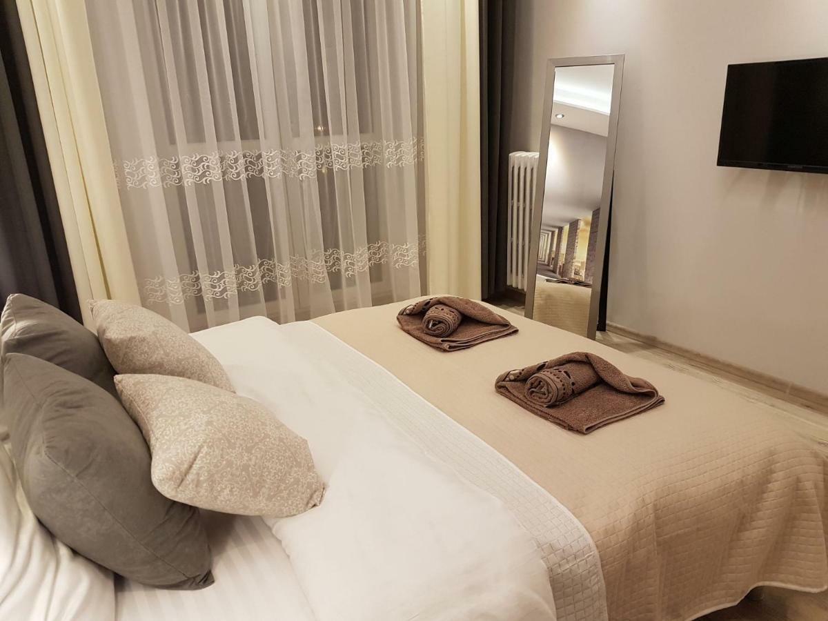 Q Apart Stary Rynek Apartment Лодз Екстериор снимка