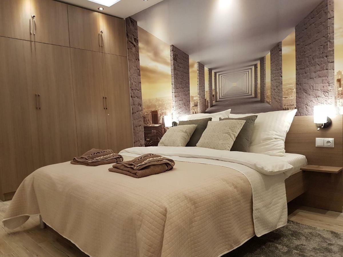 Q Apart Stary Rynek Apartment Лодз Екстериор снимка