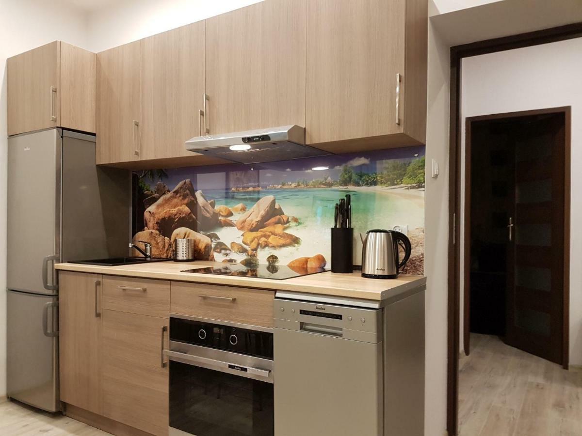 Q Apart Stary Rynek Apartment Лодз Екстериор снимка