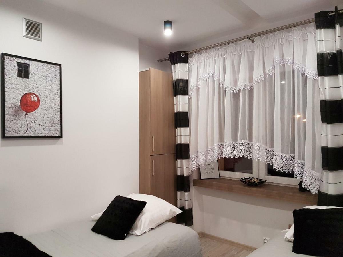 Q Apart Stary Rynek Apartment Лодз Екстериор снимка